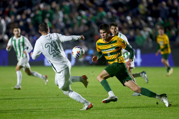 宣布退役 宣布退役